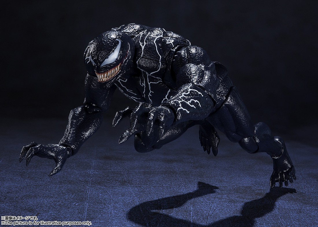 Diamond Select Toys Marvel Gallery Venom Comic 9 Inch PVC Diorama Figure  (black)