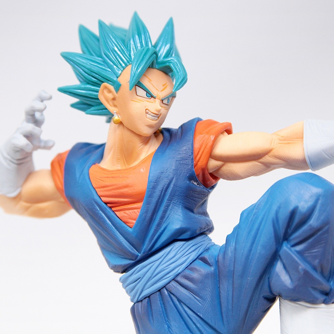 Figure Dragon Ball Super Goku Super Sayajin Blue Banpresto