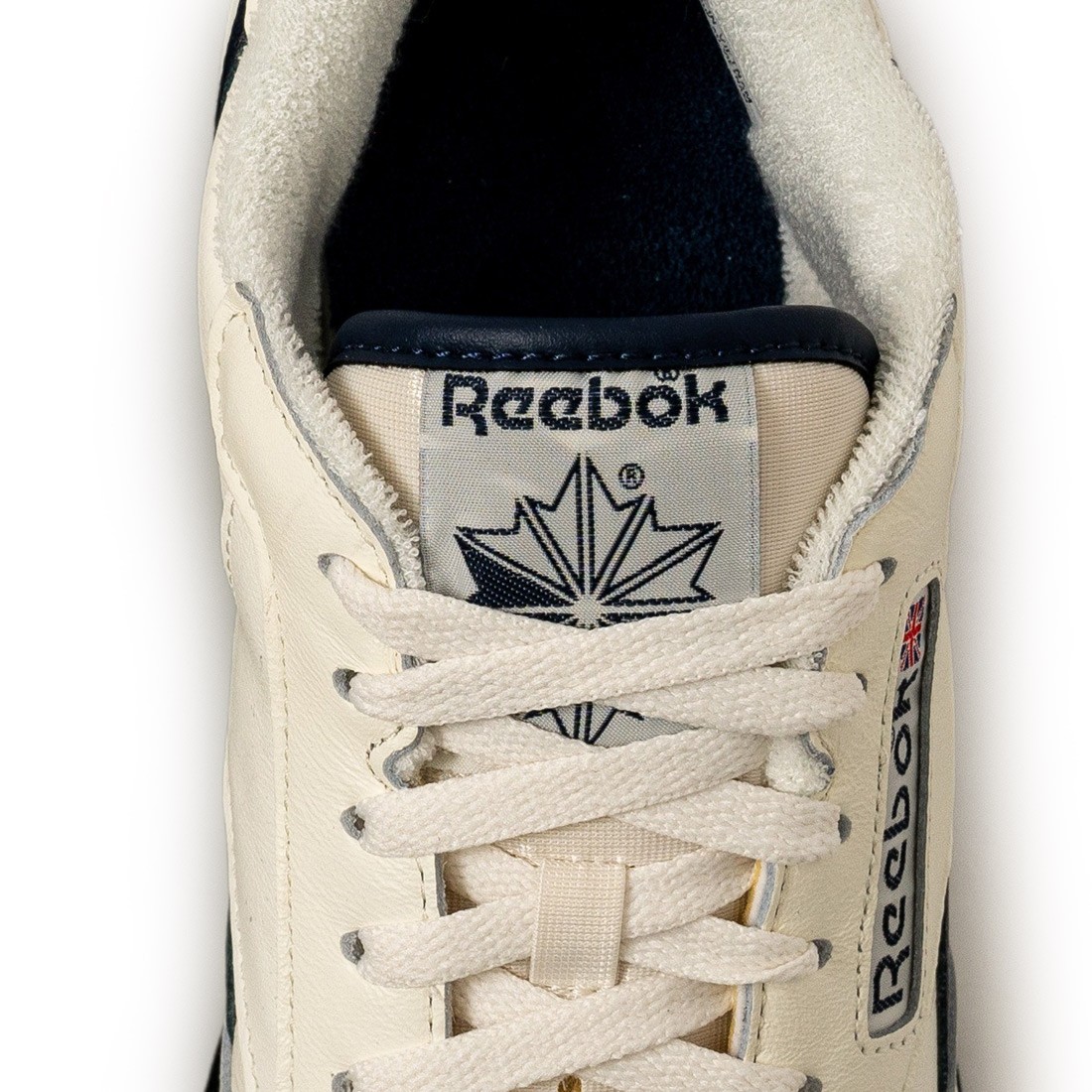 Men's shoes Reebok Classic Leather 1983 Vintage Chalk/ Vector Navy/  Alabaster
