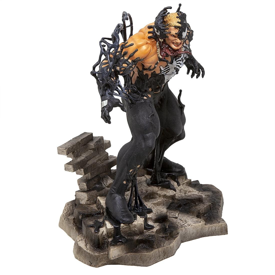 Diamond select venom best sale statue