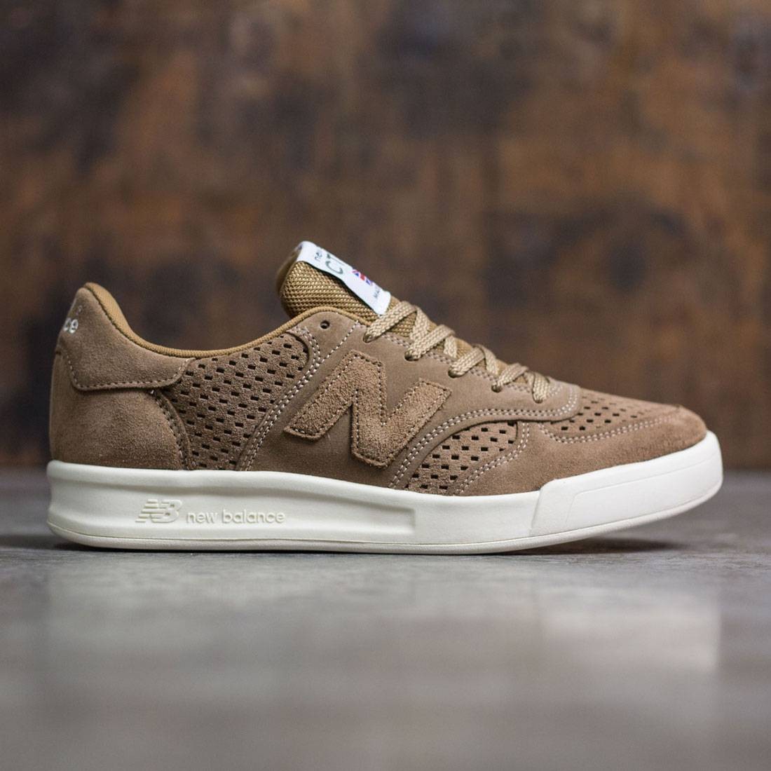 New Balance Men CT300SLB Made In UK brown oatmeal