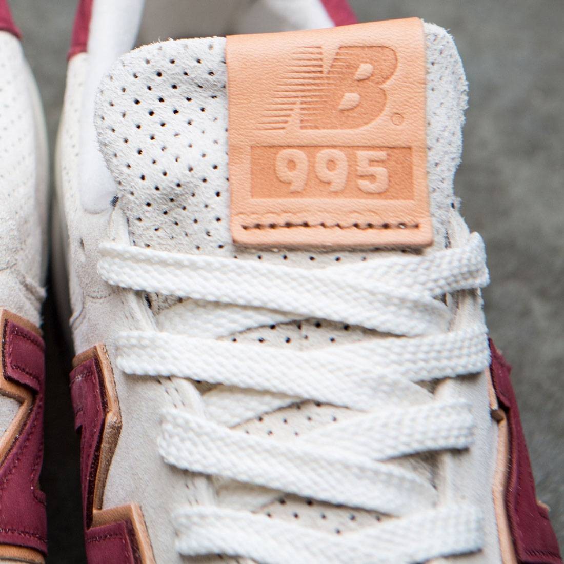 New Balance Men 995 Desert Heat M995CJB - Made In USA tan angora mercury red
