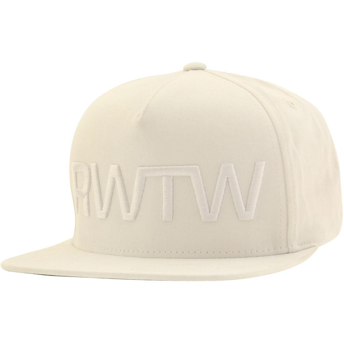 Roll With The Winner RWTW The Flag Snapback Cap (white / white)
