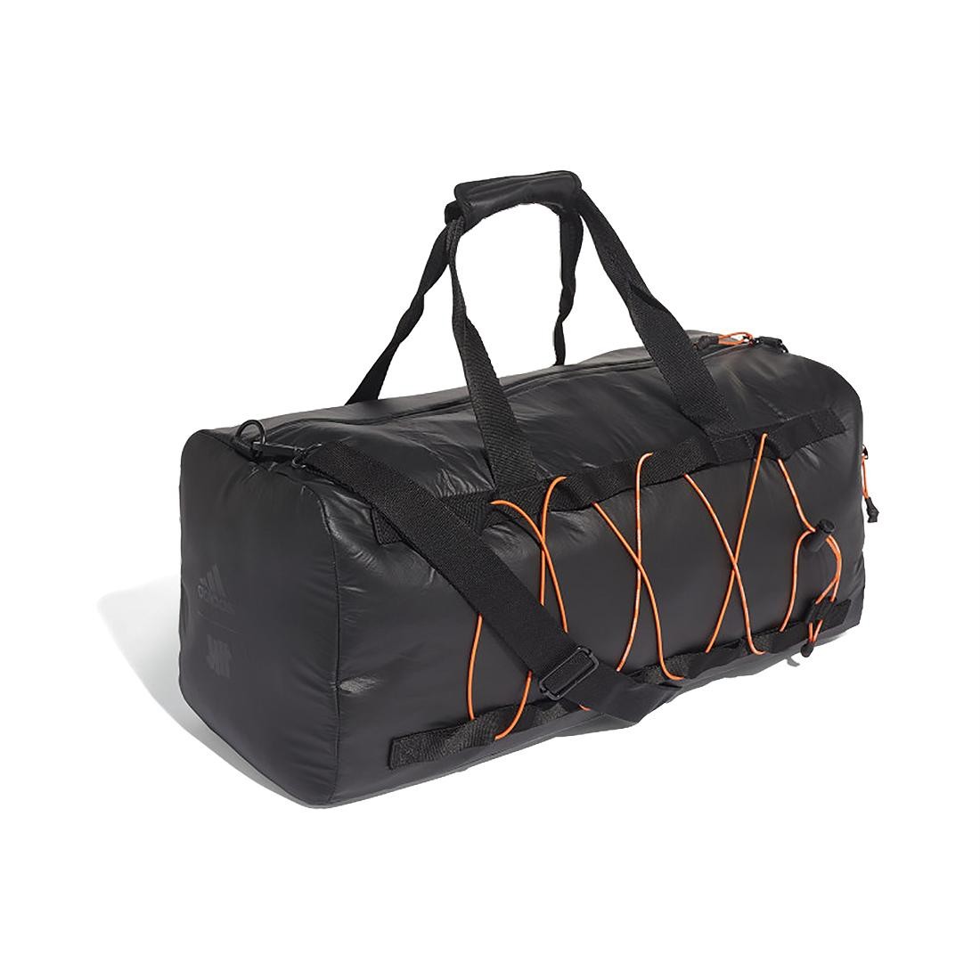 x Undefeated Gym Duffle black