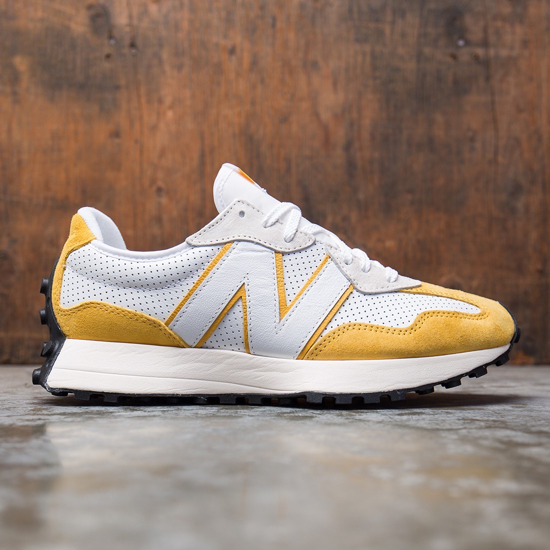 New Balance Men 327 MS327PG (white / aspen)