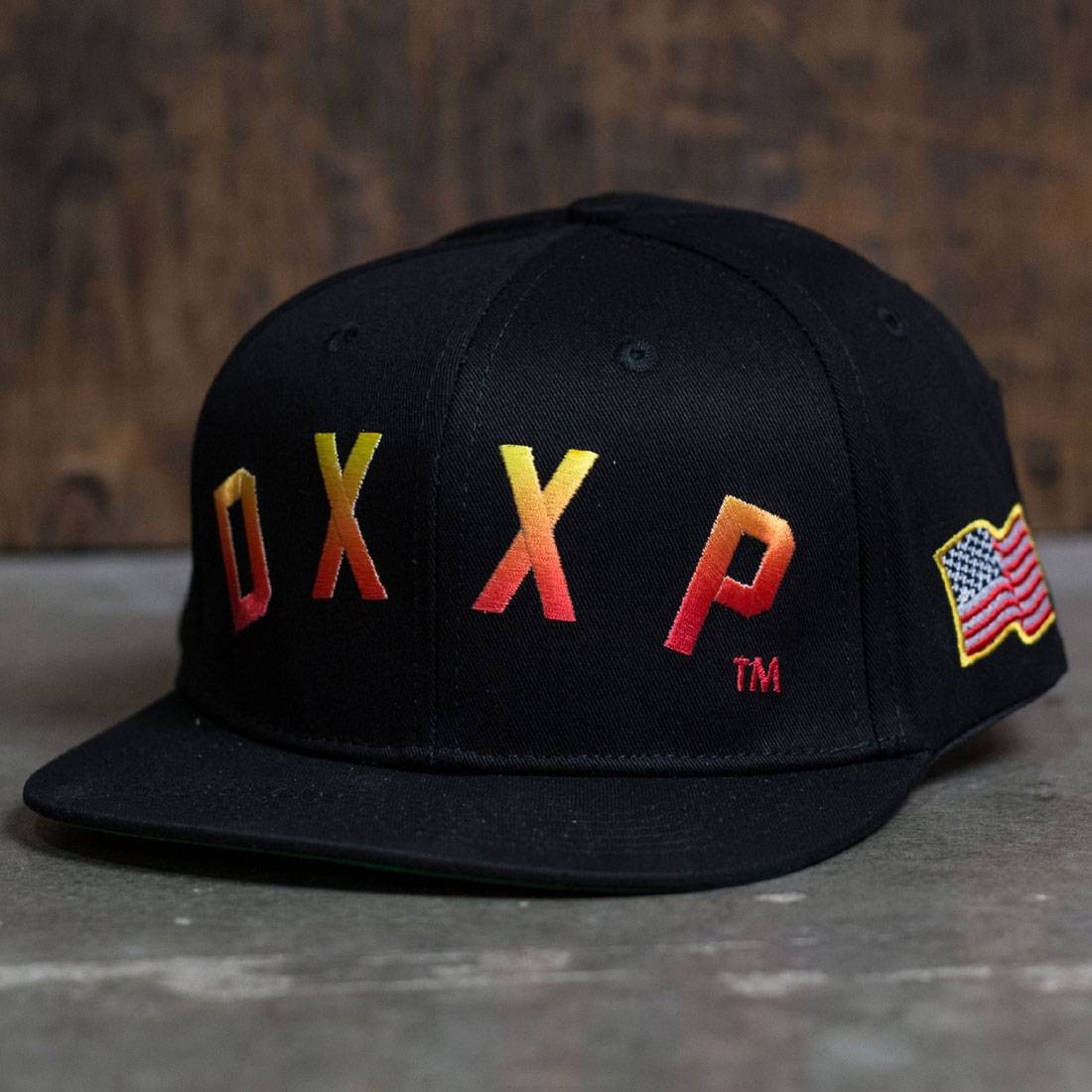 10 Deep Dxxp Snapback Cap (black)
