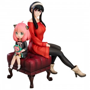 Good Smile Company Spy x Family Anya And Yor Figure (red)