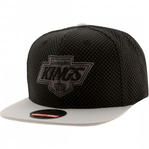 American Needle Los Angeles Kings Star Child Snapback Cap (black / gray)
