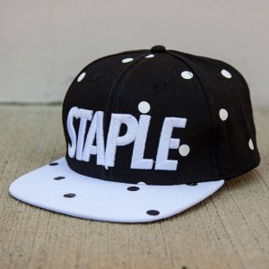 Staple Dot Snapback Cap (black)