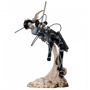 Bandai Ichibansho Attack on Titan Rumbling Levi Ackermann Figure (black)