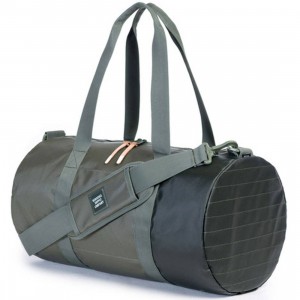 Herschel Supply Co Sutton Mid Volume Duffel Bag (green / deep lichen green / kombu green polycoat)