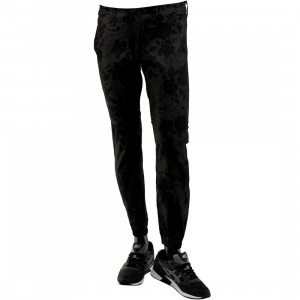 Kennedy Denim Co The Weekend Jogger Pants (black / black floral)