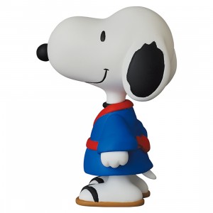 Medicom UDF Peanuts Series 12 Yukata Snoopy Figure (blue)