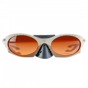 Oakley Plantaris Matte Sand Sunglasses (prizm brown gradient)