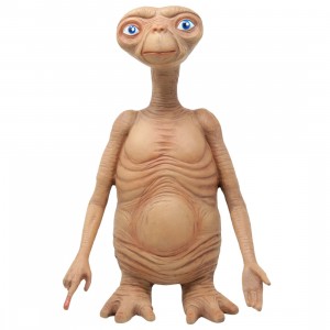 NECA E.T. The Extra-Terrestrial Prop Replica 12 Inch Foam Figure (brown)
