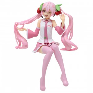 Furyu Hatsune Miku Sakura Miku Winking Ver. Noodle Stopper Figure (pink)