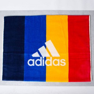 Adidas x Pharrell Williams New York Tennis Sports Towel (white / chalk white / dark blue / scarlet)